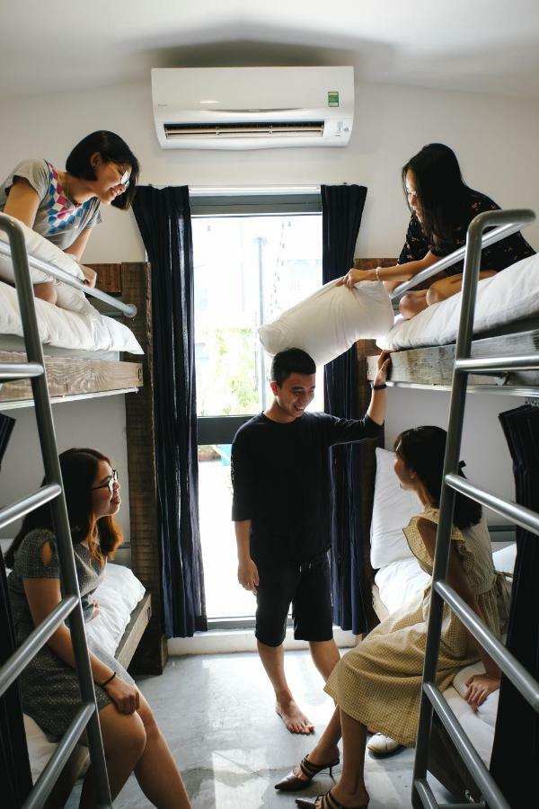 The Dorm Saigon (Adults Only) Ostello Thành Pho Ho Chí Minh Esterno foto